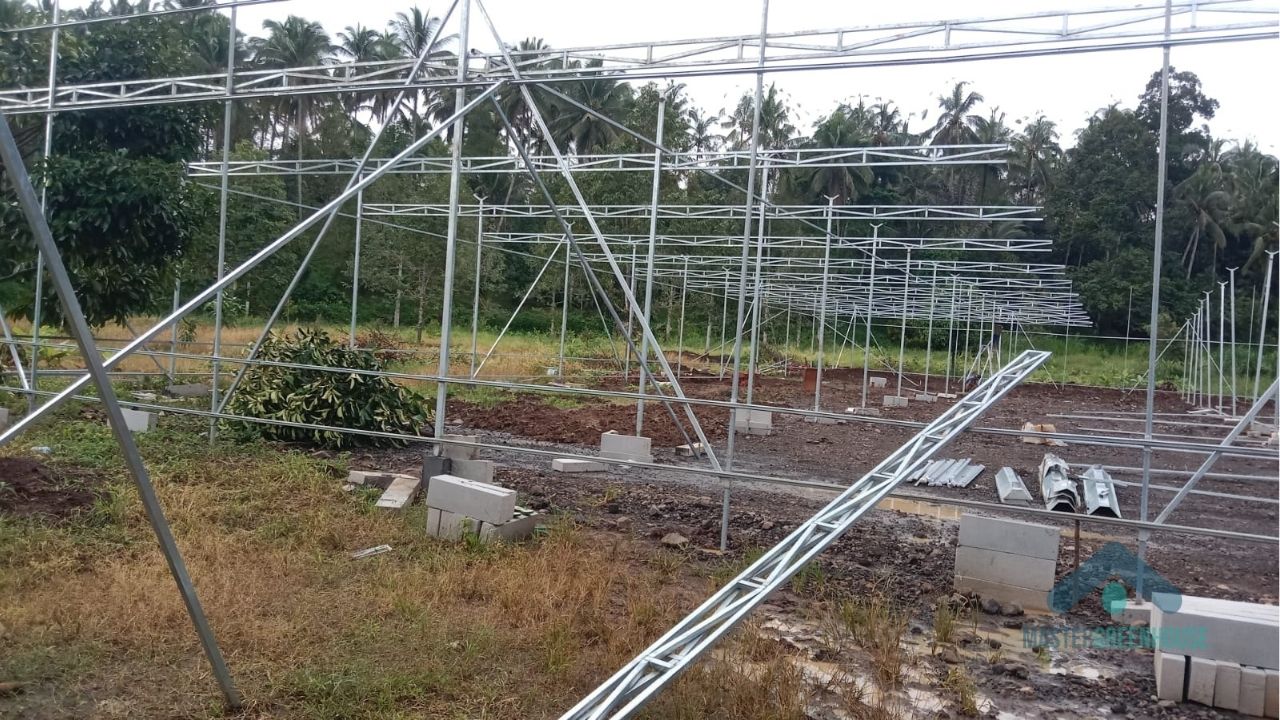 Studi kasus greenhouse melon dengan perencanaan struktur dan sistem produksi